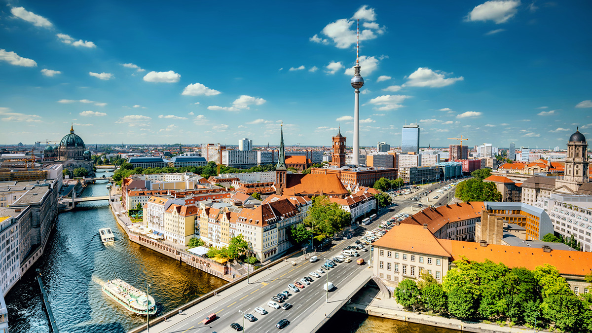 Candidates Day Two: For whom the Berlin tolls